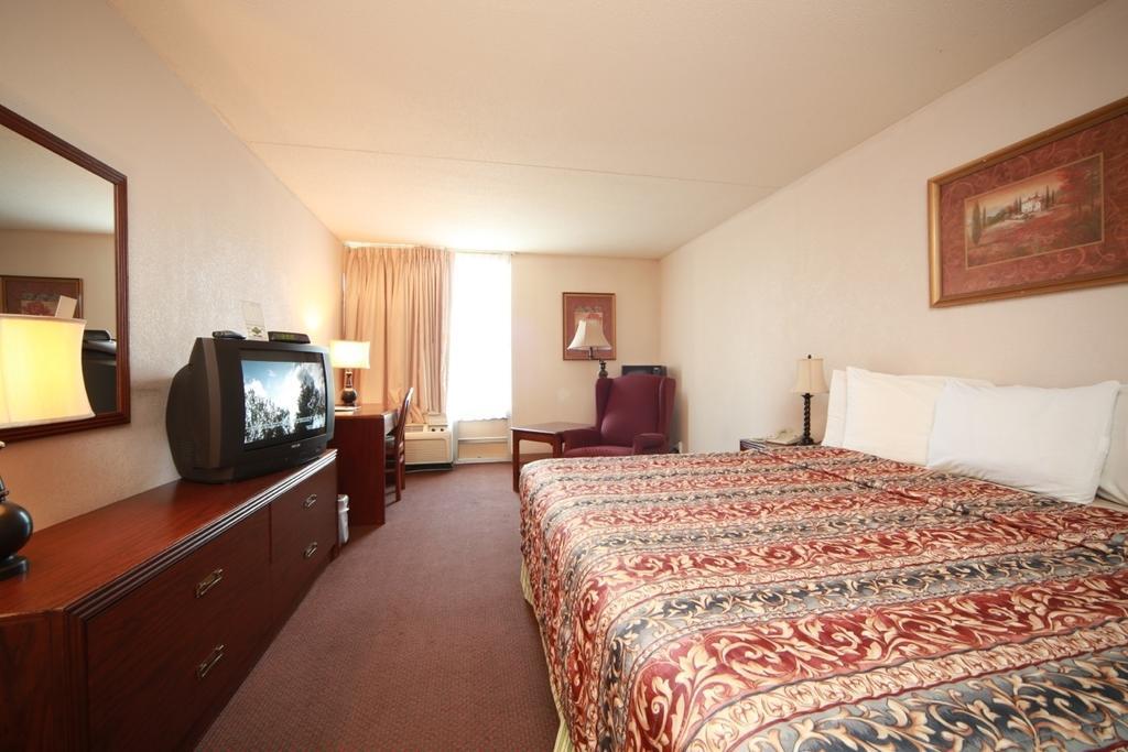 Boarders Inn And Suites - Marion Camera foto